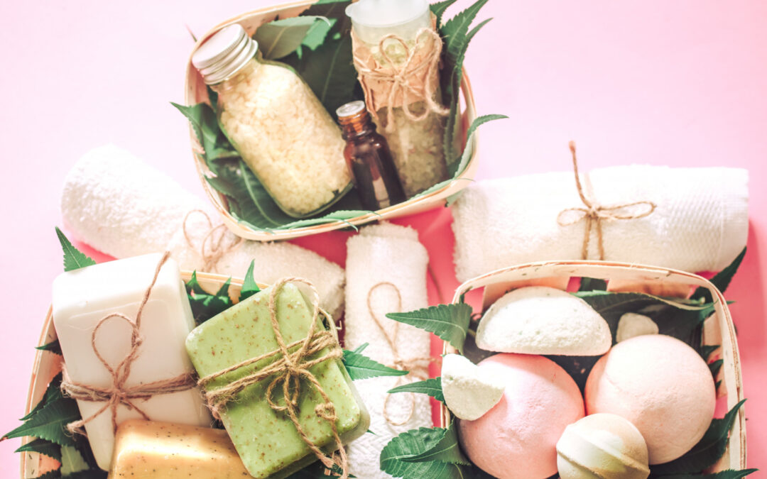 Get Ahead of the Curve: Why a Free Samples Gift Box is a Must-Have for Trendsetters